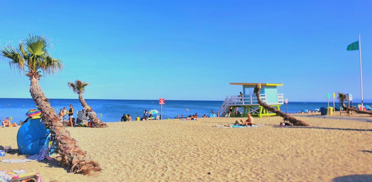 1Ere Ligne Mer Piscine Parking Gratuit Le Barcarès المظهر الخارجي الصورة